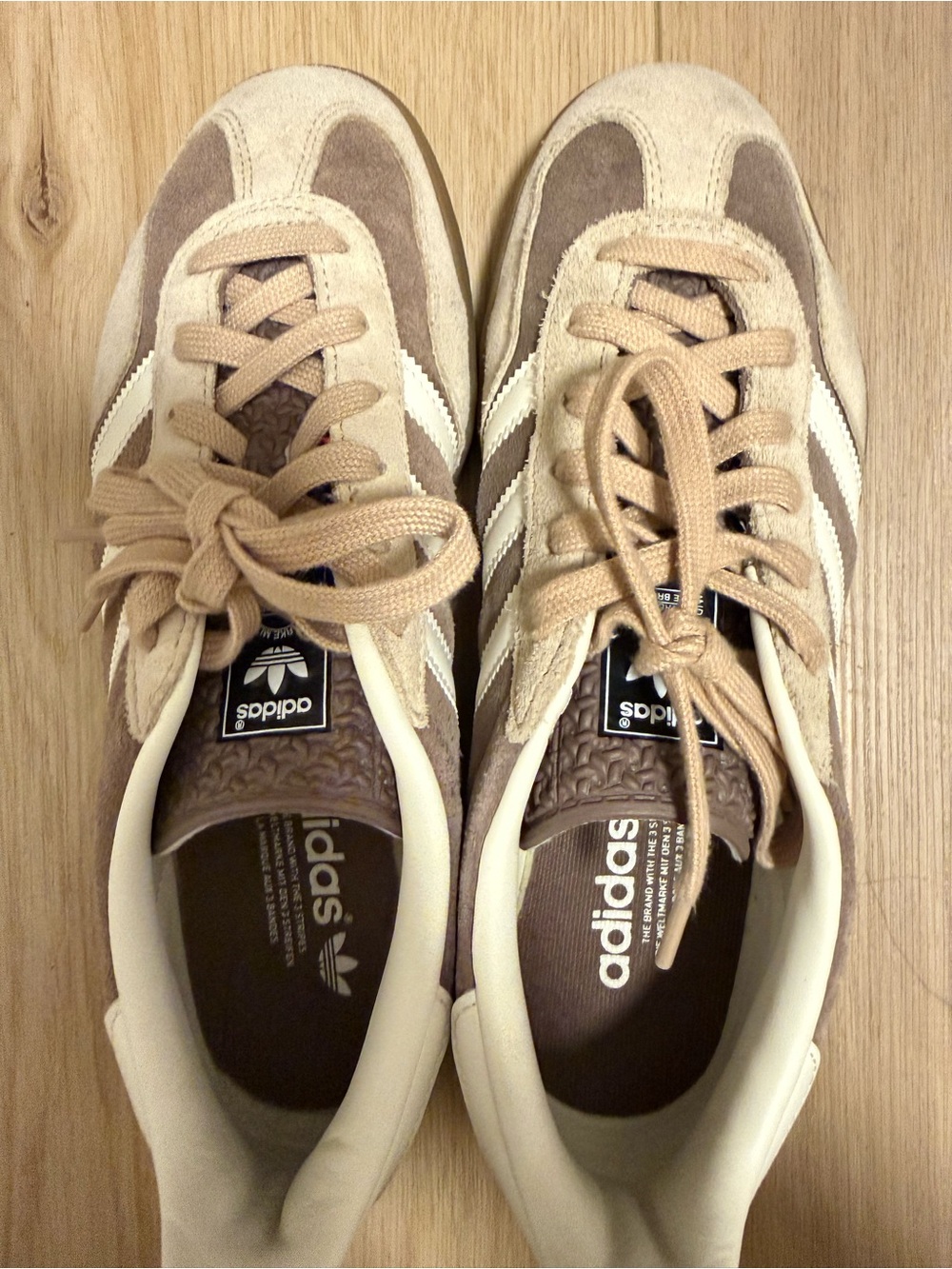 Adidas Women’s Beige & Cream Samba